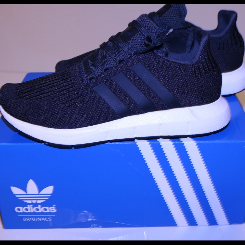 SOLD: Adidas swift run size 6.5 U.S (women's ).